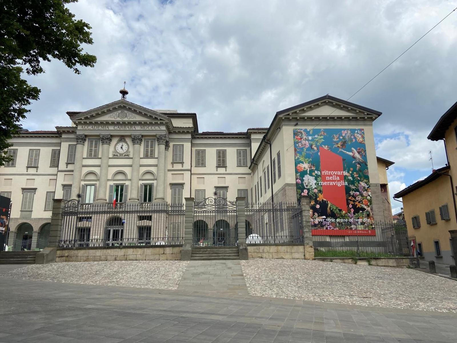 Nido Carrara - Immobili E Soluzioni Rent Apartment Bergamo Ngoại thất bức ảnh